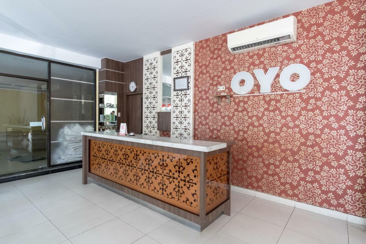 Oyo Flagship 1348 Hotel Home Anaya Medan Buitenkant foto