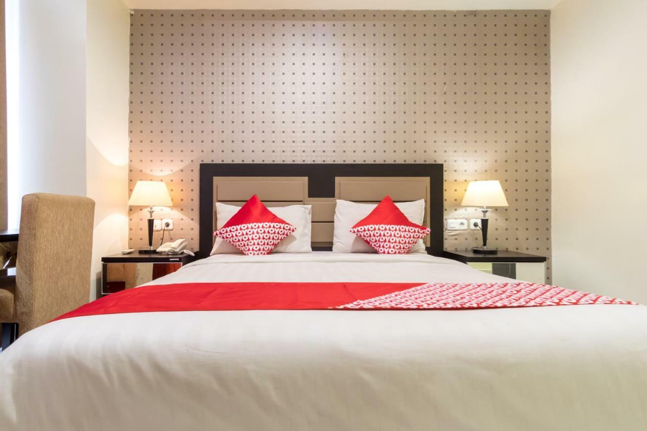 Oyo Flagship 1348 Hotel Home Anaya Medan Buitenkant foto