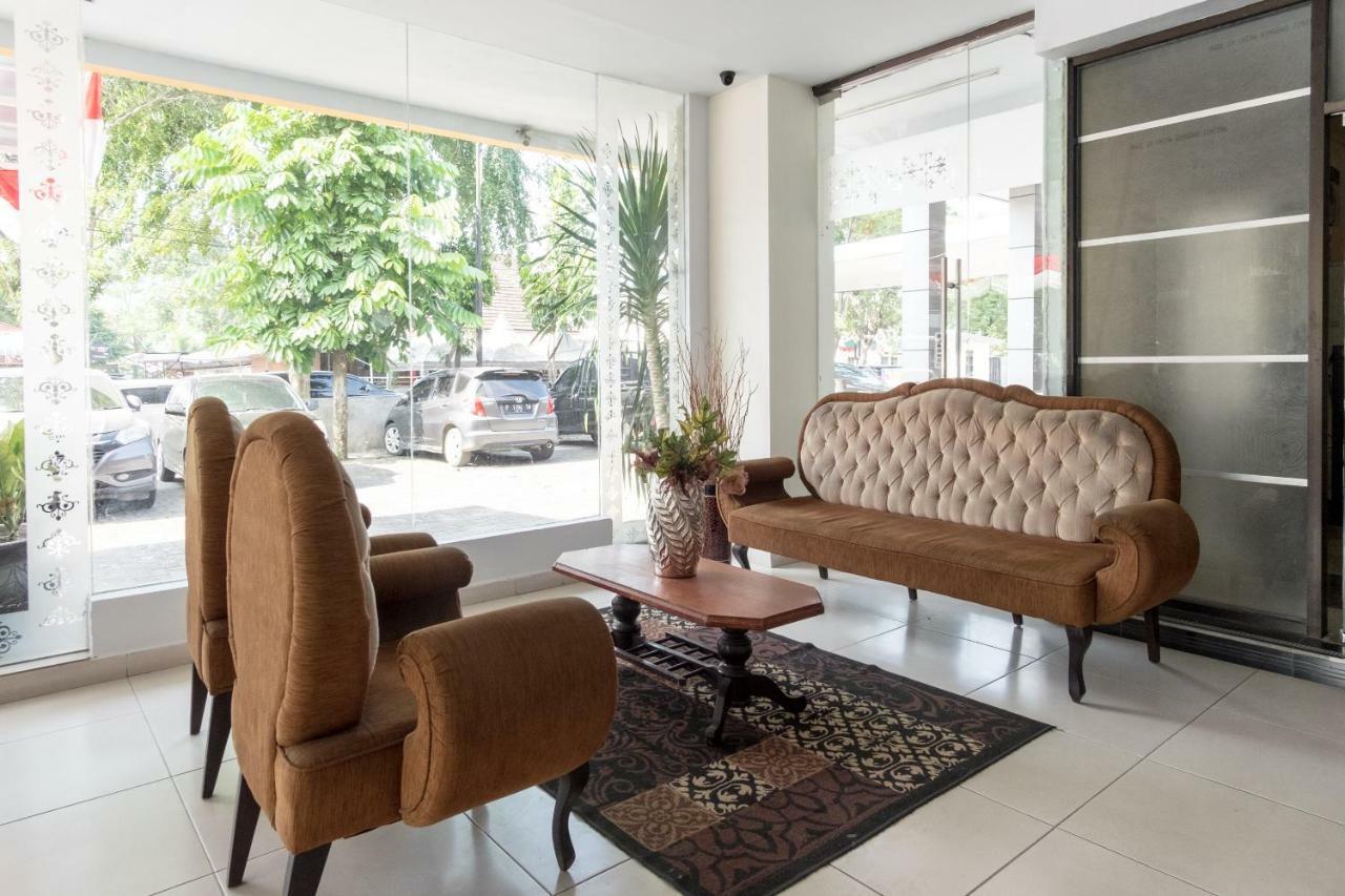 Oyo Flagship 1348 Hotel Home Anaya Medan Buitenkant foto