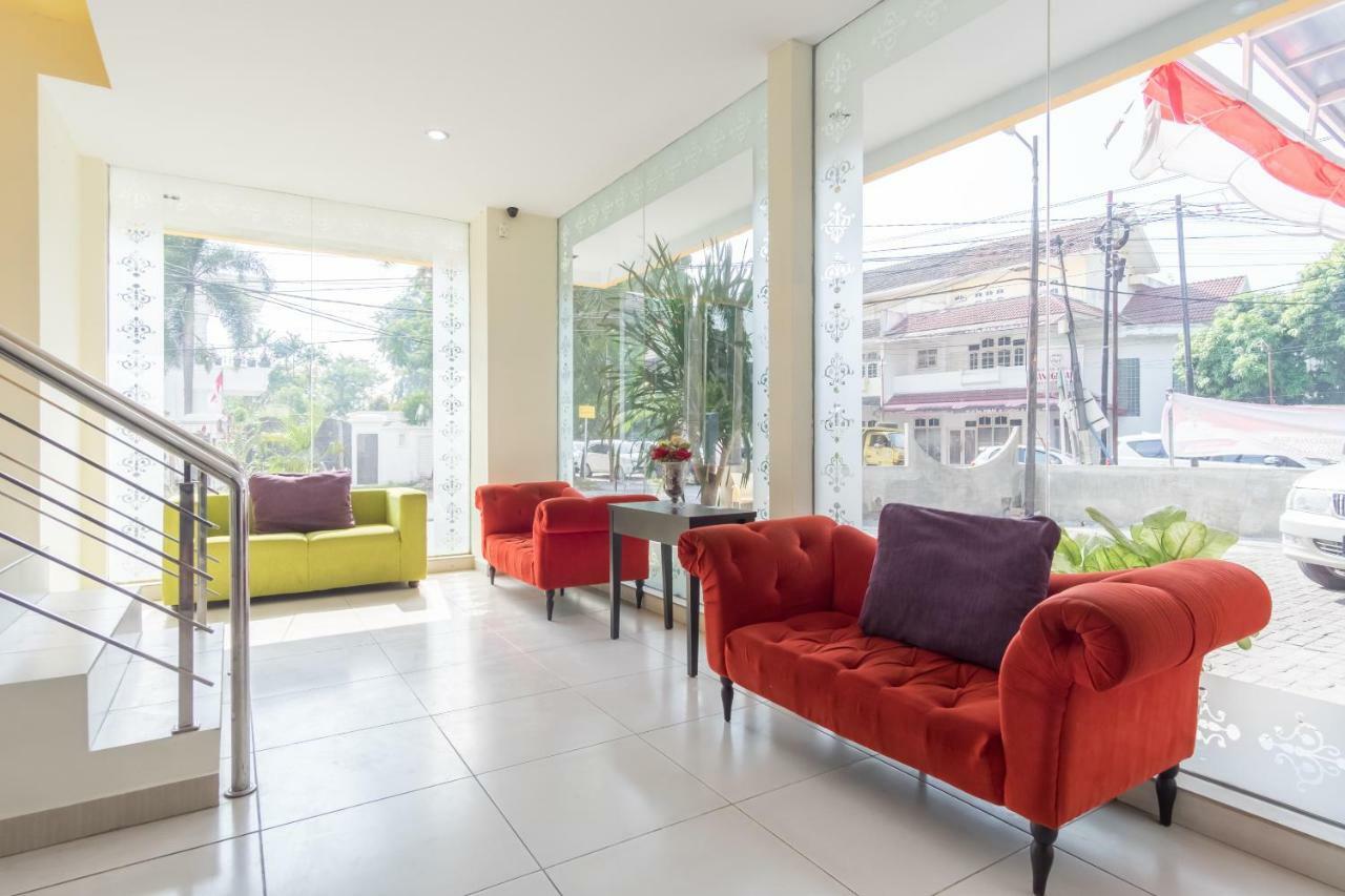 Oyo Flagship 1348 Hotel Home Anaya Medan Buitenkant foto