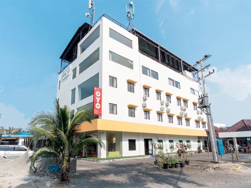 Oyo Flagship 1348 Hotel Home Anaya Medan Buitenkant foto