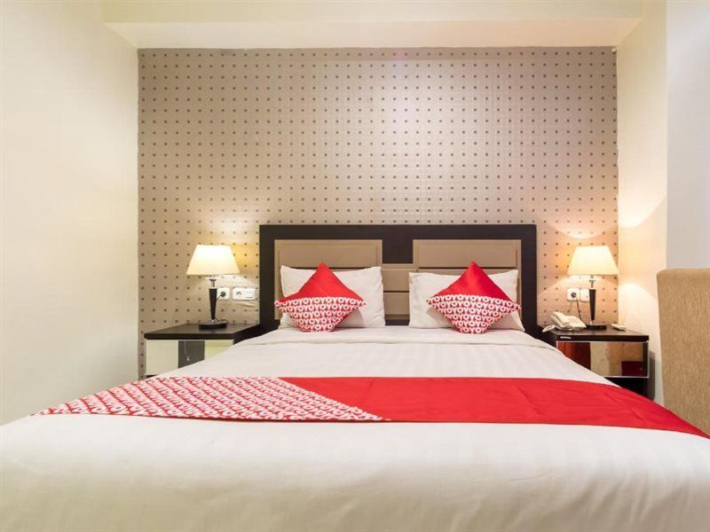 Oyo Flagship 1348 Hotel Home Anaya Medan Buitenkant foto